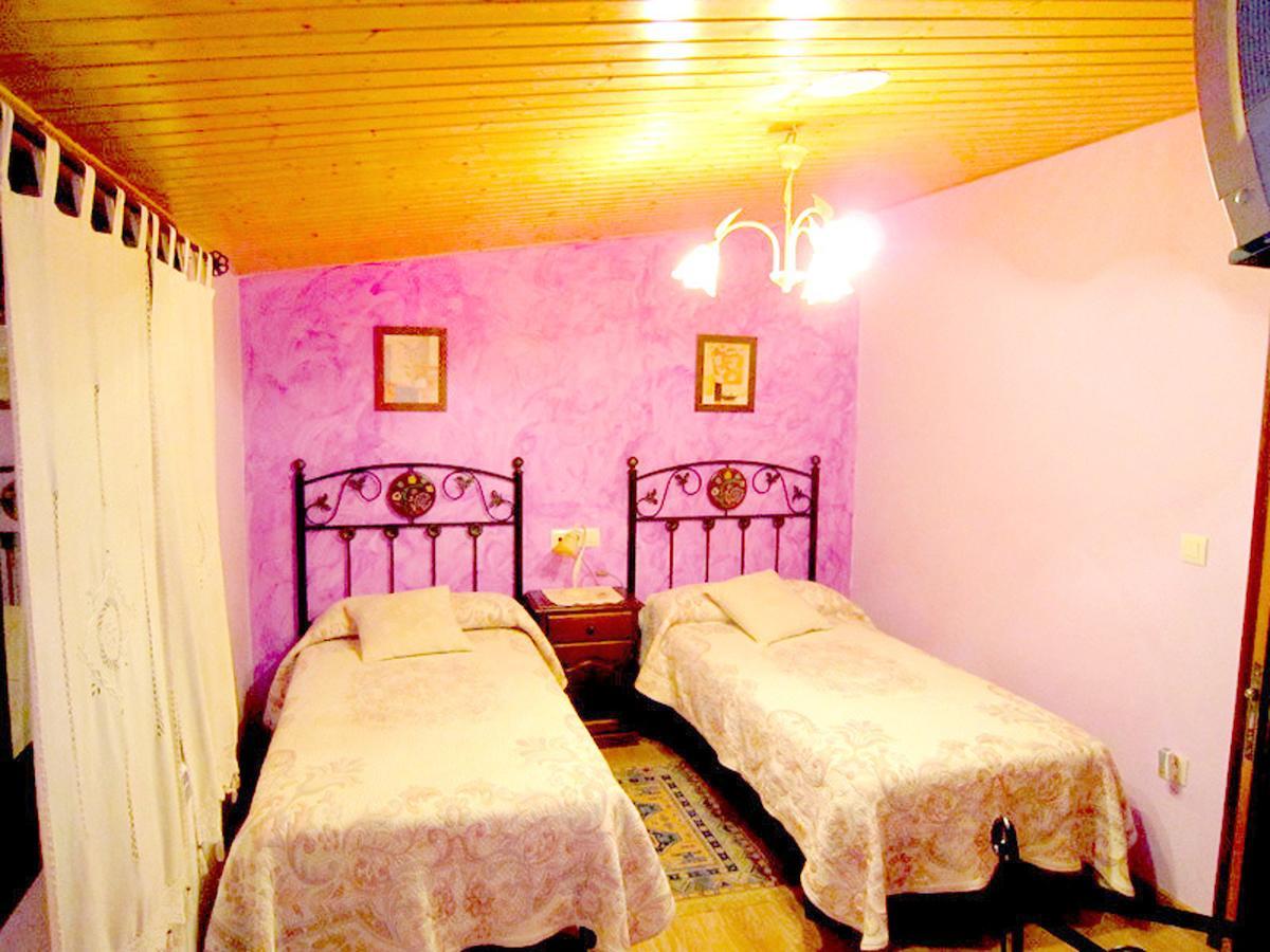 Casa Rural Os Carballos Pontevedra Habitación foto
